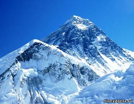 Эверест (Джомолунгма) - самая высокая наземная гора - http://tineydgers.ru